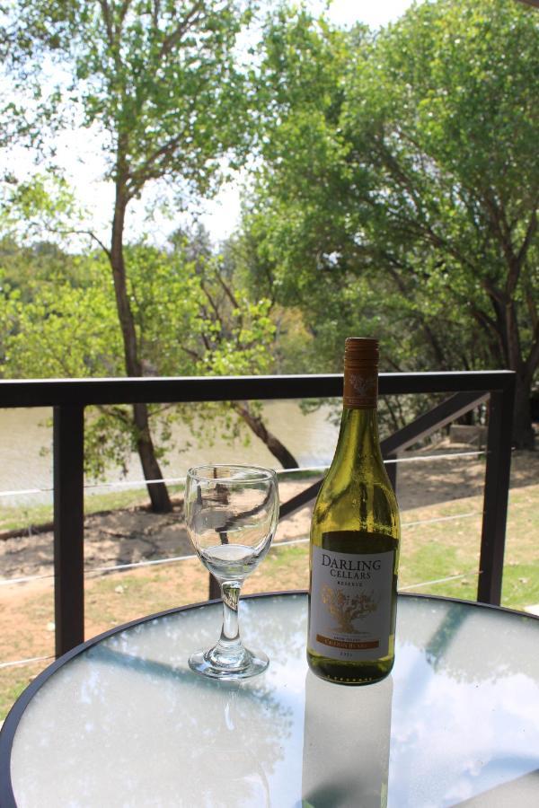 At The River Guest House Kroonstad Exterior photo